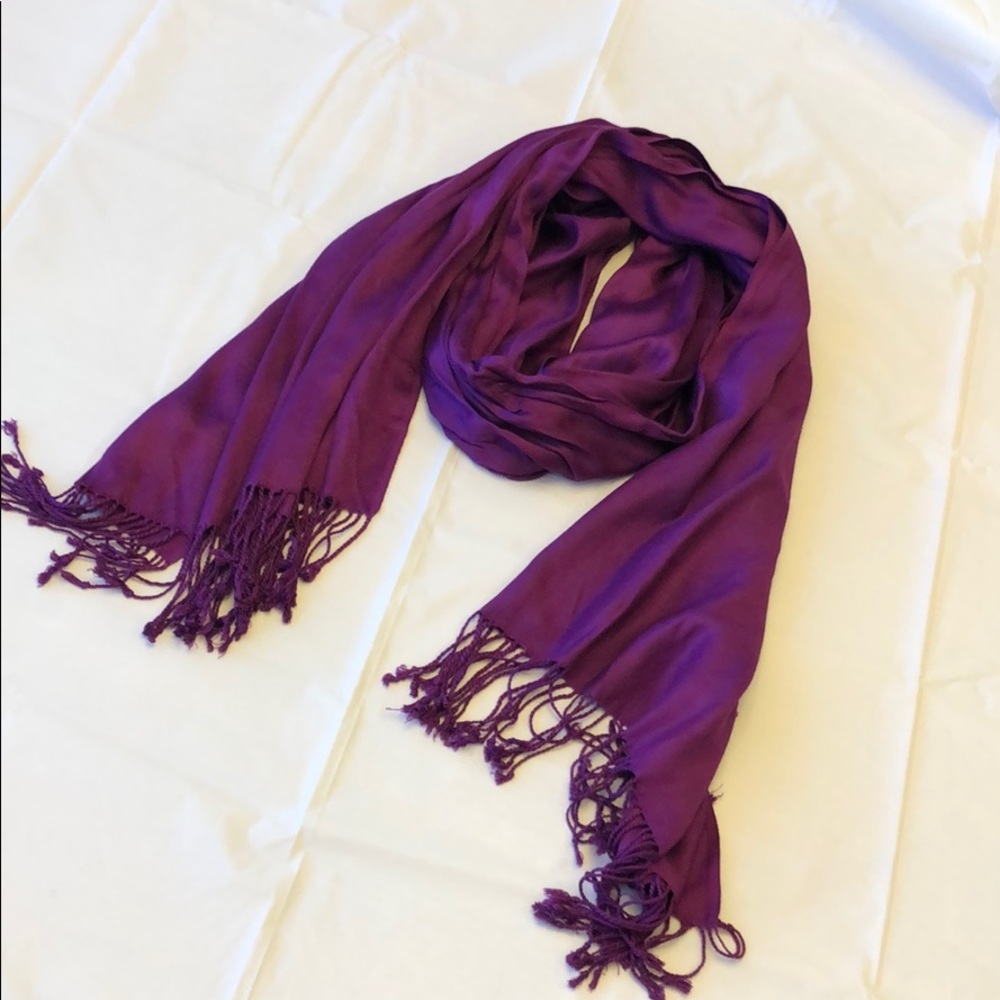 Purple scarf - never worn